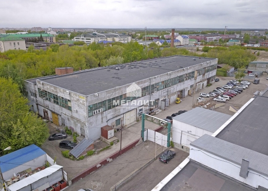 Подвальные помещения 892 м2