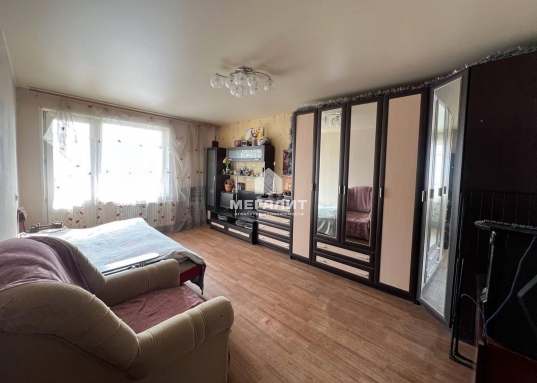 Адрес: ул. Ямашева пр-кт, дом 82, Количество комнат: 2, Общая площадь: 51.1 м<sup>2</sup>, Жилая площадь: 28.8 м<sup>2</sup>, Площадь кухни: 9.7 м<sup>2</sup>, Этаж: 5/9, Тип дома: Панельный