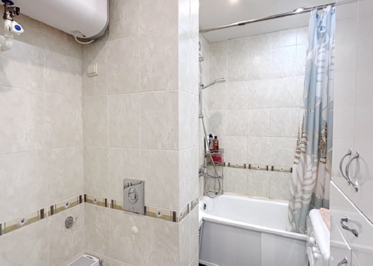 Большая 2-х комнатная квартира улучшенной планировки