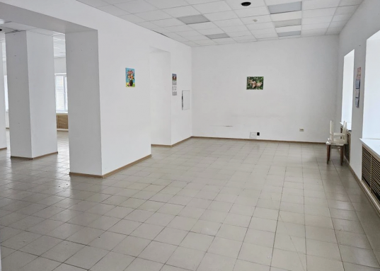 Помещение на 1 линии с 3 входными группами