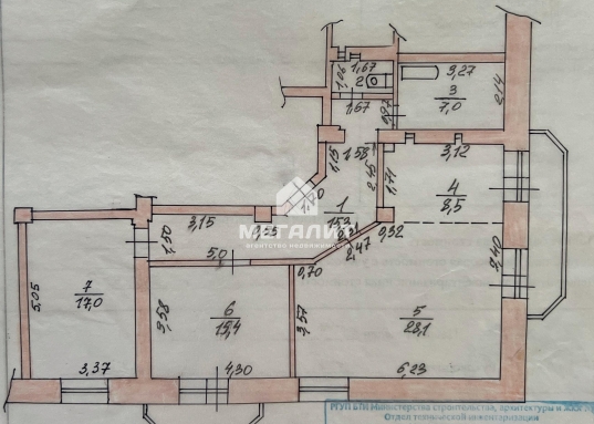<strong>Уникальная возможность купить трехкомнатную квартиру общей площадью 96,8 м2 в центре Московского района!<br />Для тех , кто ценит комфорт и качество! </strong><br />Эксклюзивное предложение в Московском районе!