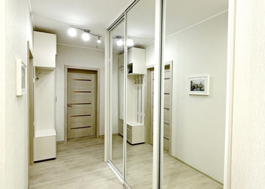 Большая 2-х комнатная квартира улучшенной планировки