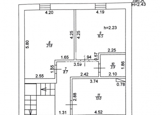 Шикарные места для рыбалки, рядом лес, красивые виды природы.<br /><br /><strong><em>О доме:</em></strong><br />* Кирпичный дом 2014 года постройки<br />* 2 этажа<br />* На 1 этаже кухня, гостиная, спальная комната, на 2 этаже 3 спальни<br />* Сан.узлы на 1-ом и 2-ом этажах<br />* Приятный ремонт в светлых тонах<br />* Скважина<br />* Канализация септик 2 кольца<br />* Газ и электроэнергия-прямые договора.<br /><br /><strong><em>Об участке:</em></strong><br /> * Участок правильной формы 11 соток<br /> * Забор по всему периметру, откатные ворота, заезд с двух сторон.<br /> * Капитальный гараж с мастерской <br /> * Баня<br /> * Парник<br /> * Ухоженный плодоносящий сад, высокие ели и стройные туи создают атмосферу уюта и гармонии.<br />* Асфальтированная дорога до участка, зимой дороги чистят вовремя.<br /><br /><strong> Удобное местоположение:<br /></strong>Всего 50 минут на автомобиле и вы уже в центре города!