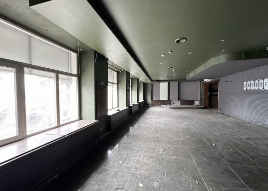 Кабан, Старо-Татарской слободой, ТРК "Кольцо" и др.<br /><br />Рядом находятся улицы: Бутлерова, Островского, Петербургская, Спартаковская, Салимжанова, Назарбаева, Павлюхина.