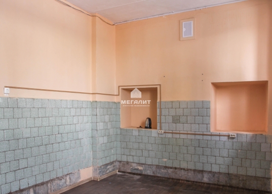 Нежилое помещение 300 кв.м. на первой линии