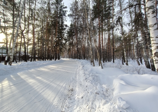 Продам ровный земельный участок под строительство дома