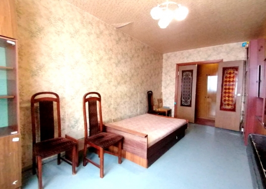 Перепланировок не было.