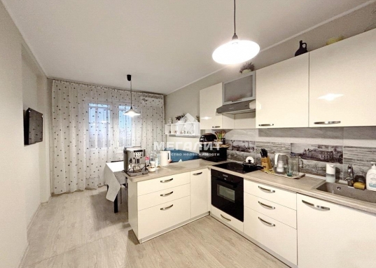 Большая 2-х комнатная квартира улучшенной планировки