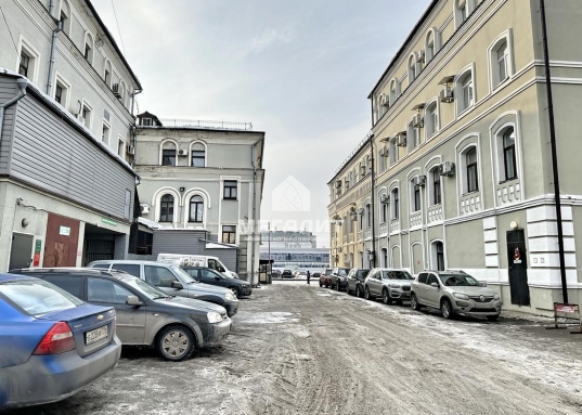 Адрес: ул. Московская, дом 15, Общая площадь: 337 м<sup>2</sup>, Район: Вахитовский
