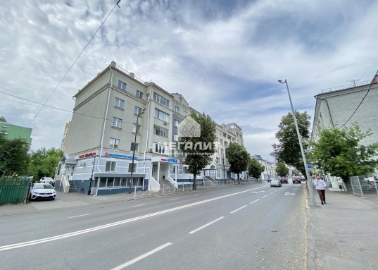Помещение в центре с арендаторами!