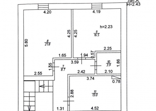 Шикарные места для рыбалки, рядом лес, красивые виды природы.<br /><br /><strong><em>О доме:</em></strong><br />* Кирпичный дом 2014 года постройки<br />* 2 этажа<br />* На 1 этаже кухня, гостиная, спальная комната, на 2 этаже 3 спальни<br />* Сан.узлы на 1-ом и 2-ом этажах<br />* Приятный ремонт в светлых тонах<br />* Скважина<br />* Канализация септик 2 кольца<br />* Газ и электроэнергия-прямые договора.<br /><br /><strong><em>Об участке:</em></strong><br /> * Участок правильной формы 11 соток<br /> * Забор по всему периметру, откатные ворота, заезд с двух сторон.<br /> * Капитальный гараж с мастерской <br /> * Баня<br /> * Парник<br /> * Ухоженный плодоносящий сад, высокие ели и стройные туи создают атмосферу уюта и гармонии.<br />* Асфальтированная дорога до участка, зимой дороги чистят вовремя.<br /><br /><strong> Удобное местоположение:<br /></strong>Всего 50 минут на автомобиле и вы уже в центре города!
