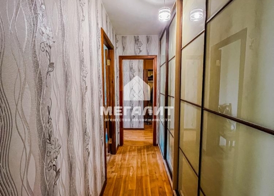 Отличная двухкомнатная квартира в центре Ново-Савиновского района!