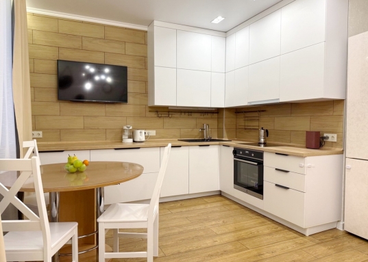 Продается квартира «евротрешка» со стильным ремонтом в Приволжском районе ЖК "Победа", ул.Пр.Победы,139А к.1.