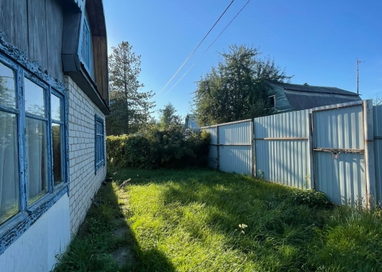 Волга, шикарное место для пляжного отдыха и рыбалки.<br />* Рядом остановка общественного транспорта<br /> Чистая сделка: Один взрослый собственник, более 5 лет в собственности.<br /><br />Не упустите свой шанс стать владельцем этого райского уголка!