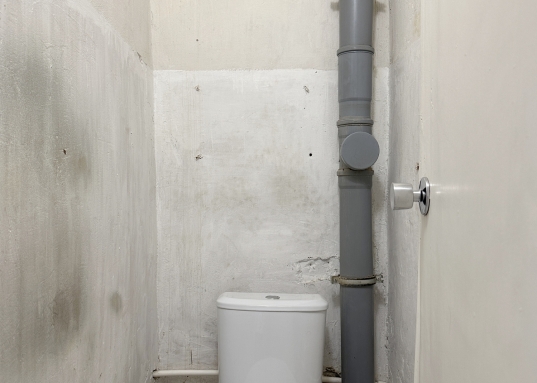 Кабан?</strong><br /><br />Предлагаю приобрести <strong>квартиру в кирпичном доме у Старо-Татарской Слободы</strong>, в месте где соединяется история, культура и дух Татарстана!<br /><br />Квартира расположена на 3 этаже в 9-этажном доме 1981 года постройки.