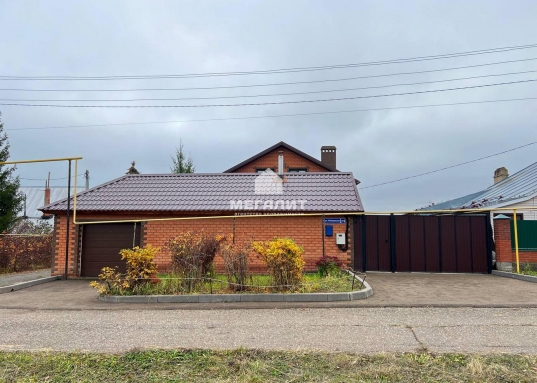 Можно заехать в город по М7 и по М12.<br />- Остановка общественного транспорта в 5 минутах ходьбы<br />- Магазины, школы и детские сады в шаговой доступности<br /><br />Не упустите свой шанс!