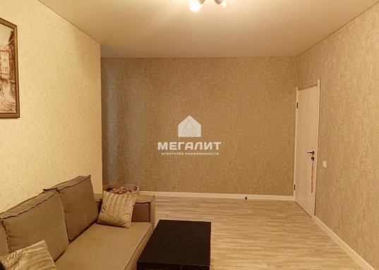 Продам 2-комнаты в 3-х.комнатной квартире в Московском районе по улице Волгоградская дом 25, рядом с метро “Яшлек”.