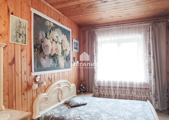 Отличный дом с гаражом, баней и беседкой в с. Столбище!