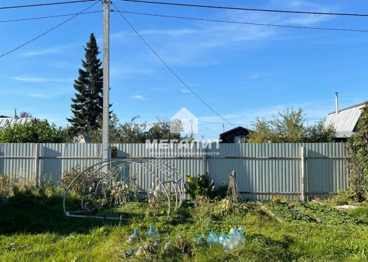 Звоните прямо сейчас и приезжайте на просмотр в эту сказочную золотую осень!