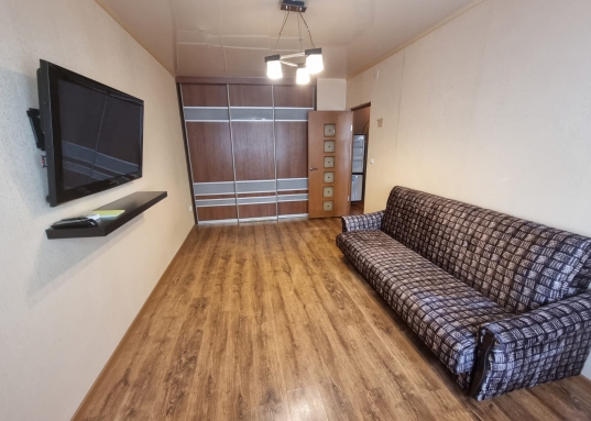 Сдам квартиру возле ТРК "ТАНДЕМ"