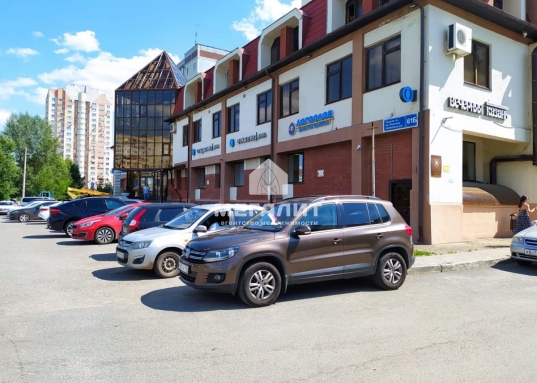 Первая линия Ямашева- 28 кв.м.