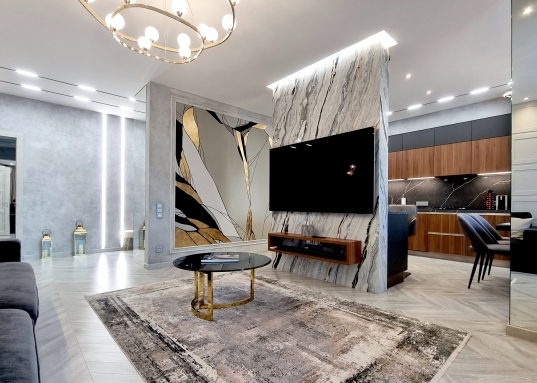 Адрес: ул. Спартаковская, дом 14, Количество комнат: 3, Общая площадь: 93 м<sup>2</sup>, Жилая площадь: 55.2 м<sup>2</sup>, Площадь кухни: 17.1 м<sup>2</sup>, Этаж: 5/6, Тип дома: Монолитно-кирпичный, Район: Вахитовский