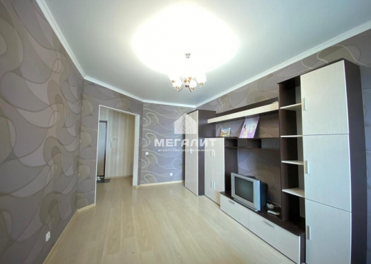 <strong>Прекрасная возможность снять</strong> 1-комнатную <strong>квартиру</strong> 42,7 кв.м, <strong>в современном жилом комплексе Олимп</strong>,<strong> в двух минутах ходьбы до станции метро Проспект Победы.</strong><br />Квартира с хорошим ремонтом, есть все необходимое для комфортного проживания, можно заехать и жить без каких либо вложений!