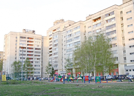 Предлагаем приобрести 1-комнатную квартиру гостиничного типа в семейном общежитии, расположенную на 4/9 кирпичного дома.