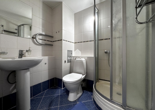 <strong>Хотите купить квартиру в кирпичном малоквартирном доме в Казани?</strong><br /><br />Продам 1-комн.