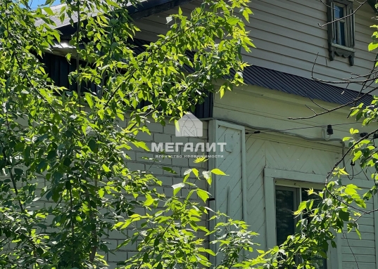 <strong>Продается дом с земельным участком 13,5 соток в самом центре села Столбище Лаишевского района.</strong><br /><br />Прекрасная возможность для тех, кто мечтает купить дом в 15 минутах езды на машине до центра города!