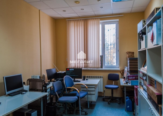 Офис 100 кв.м. на ул. Чистопольская, рядом с метро.