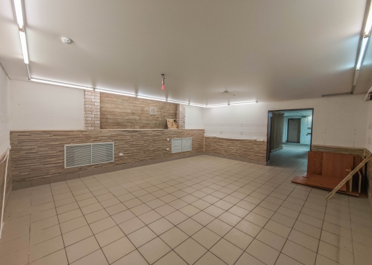 Она находится в непосредственной близости к Казанскому речному порту. <br />Большая площадь застройки будет размещать 6 жилых комплексов. <br />Так же при реализации проекта появится новая набережная протяженностью 1,3 км.<br />В генплане заложены станции метро и транспортно-пересадочные узлы.<br />Развитие территории возле речного порта — это одна из ключевых точек роста Казани. <br /><br />«Новая Портовая» — масштабная зона под редевелопмент у Волги.<br />Территория претендует на статус одного из новых центров Казани, точки притяжения для горожан, туристов и бизнеса. <br />Тут можно обустроить офис, различные сферы услуг, образовательный центр и многое другое.<br /><br />Ближайшие улицы: Мазита Гафури, Меховщиков, Девятаева, Татарстан.<br /><br />С уважением, ваш гид в мире недвижимости, Людмила.<br />АН «МЕГАЛИТ» основано в 2004 году, 21 год опыта на Вашей стороне.<br />Продажа / аренда:<br />- Квартиры, комнаты, жилой дом, земельные участки, таунхаусы, коттеджи;<br />- Коммерческая недвижимость ( производственные базы, склады, офисы, земельные участки промышленного назначения,готовый арендный бизнес).<br />- Помощь в оформлении ипотеки<br />- Примем в оплату ваше жилье<br />- Покупка недвижимости с использованием мат капитала.<br />- Выгода до 40% на страховке имущества<br />- Сотрудники с опытом более 10 лет.<br />- Лучшая юридическая поддержка<br />Аналитика стоимости.<br />Срочный выкуп.