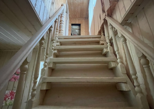 Дача около реки и в окружении соснового леса!