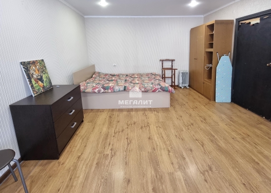 Адрес: ул. Гвардейская, дом 58, Количество комнат: 1, Общая площадь: 31 м<sup>2</sup>, Жилая площадь: 20 м<sup>2</sup>, Площадь кухни: 7 м<sup>2</sup>, Этаж: 4/10, Тип дома: Кирпичный, Район: Советский