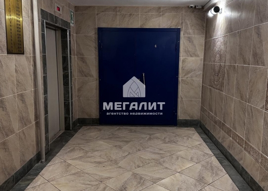 Адрес: ул. Академика Глушко, дом 10А, Количество комнат: 1, Общая площадь: 50 м<sup>2</sup>, Жилая площадь: 17 м<sup>2</sup>, Площадь кухни: 10.3 м<sup>2</sup>, Этаж: 1/16, Тип дома: Кирпичный, Район: Советский