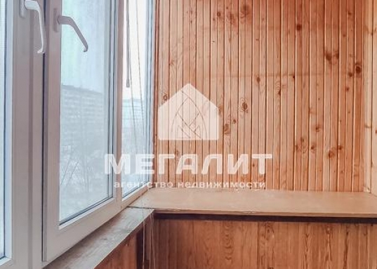 Отличная 1-к кв. на Абсалямова с видом на бульвар "Белые цвет"!