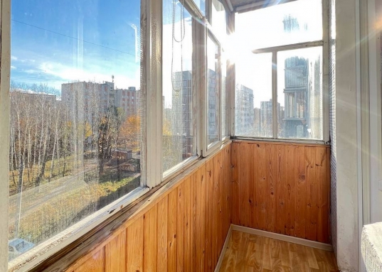 Адрес: ул. Маршала Чуйкова, дом 25а, Количество комнат: 1, Общая площадь: 34.1 м<sup>2</sup>, Жилая площадь: 17.1 м<sup>2</sup>, Площадь кухни: 7.4 м<sup>2</sup>, Этаж: 5/9, Тип дома: Панельный