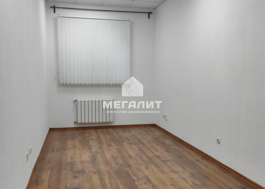 Помещение в центре с арендаторами!