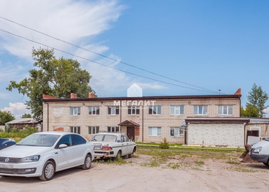 Удачное расположение в черте города - Приволжский район Казани.