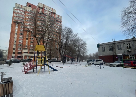 В пешей доступности парк "Континент", ТЦ "Савиново" и XL, множество магазинов и объектов инфраструктуры.<br />4.
