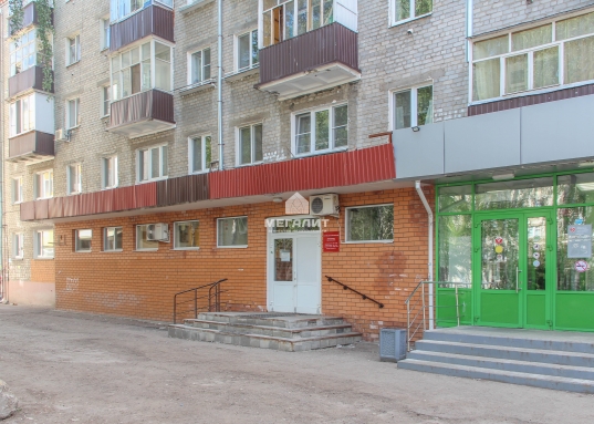 Нежилое помещение 300 кв.м. на первой линии