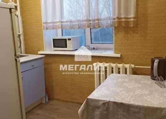 Адрес: ул. Дальняя, дом 6, Количество комнат: 2, Общая площадь: 43 м<sup>2</sup>, Жилая площадь: 28 м<sup>2</sup>, Площадь кухни: 5 м<sup>2</sup>, Этаж: 3/5, Тип дома: Кирпичный, Район: Приволжский
