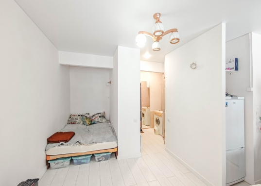 Адрес: ул. Индустриальная, дом 11, Площадь комнаты: 20 м<sup>2</sup>, Площадь квартиры: 20 м<sup>2</sup>, Комнат в квартире: 3, Этаж: 1/2, Район: Авиастроительный