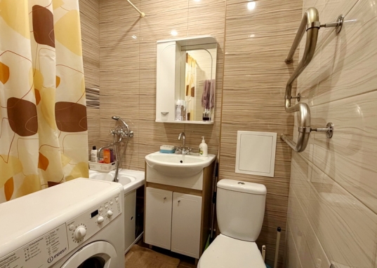 Квартира не угловая ,не торцевая.