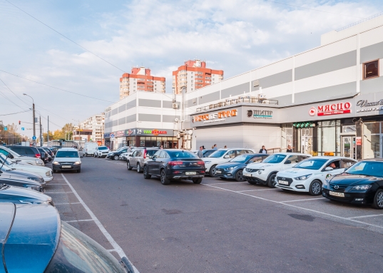 Снять торговое помещение в ТЦ Савиново, пр. Ямашева 93?