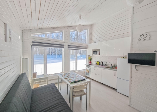 блок<br />- Теплица </em></strong><ul><li>размеры 5м. * 6м.</li></ul><strong><em>- Детская площадка<br />- Плодово-ягодные кустарники и деревья ( малина, смородина, вишня и мн.др.)<br />- Газон и дорожки</em></strong><br /><strong><em>- автополив на весь участок</em></strong><br /><br />Это уголок тишины и покоя, укромное убежище от городской суеты и шума машин.<br />Земля дышит здоровьем и свежестью.