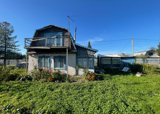 Волга, шикарное место для пляжного отдыха и рыбалки.<br />* Рядом остановка общественного транспорта<br /> Чистая сделка: Один взрослый собственник, более 5 лет в собственности.<br /><br />Не упустите свой шанс стать владельцем этого райского уголка!