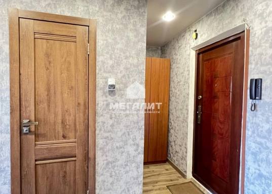 Поможем одобрить ипотеку и застраховаться под низкий %, работаем с материнским капиталом и с военной ипотекой.