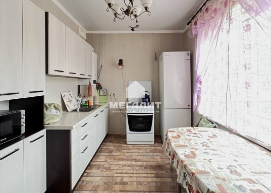 Поможем одобрить ипотеку и застраховаться под низкий %, работаем с материнским капиталом и с военной ипотекой.