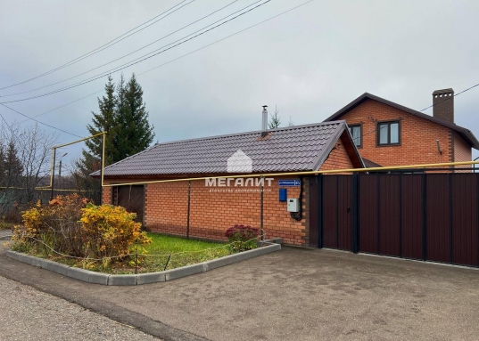 Звоните сейчас и узнайте все подробности!<br /><br />Рядом поселки: Кызыл-Байрак, Нариман, Ташевка, Ключищи, Нижний Услон, Теньки, Лабышка, Гребени, Матюшино.<br /><br />Возможен обмен, торг, ипотека.<br />​​​​​​​<br /><strong>С уважением, ваш гид в мире недвижимости, Ольга Валиуллина.<br />АН «МЕГАЛИТ» основано в 2004 году.
